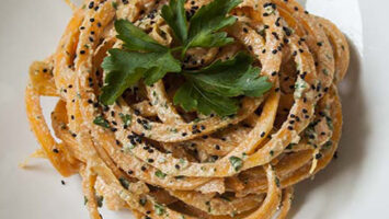 Tagliolini di zucca con panna e zafferano