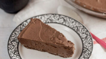 Torta cremosa raw cioccolato zucchine