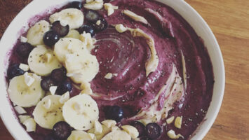 ricetta smoothie bowl mirtilli anacardi