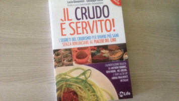 recensione del libro il crudo è servito di giovannini cocca